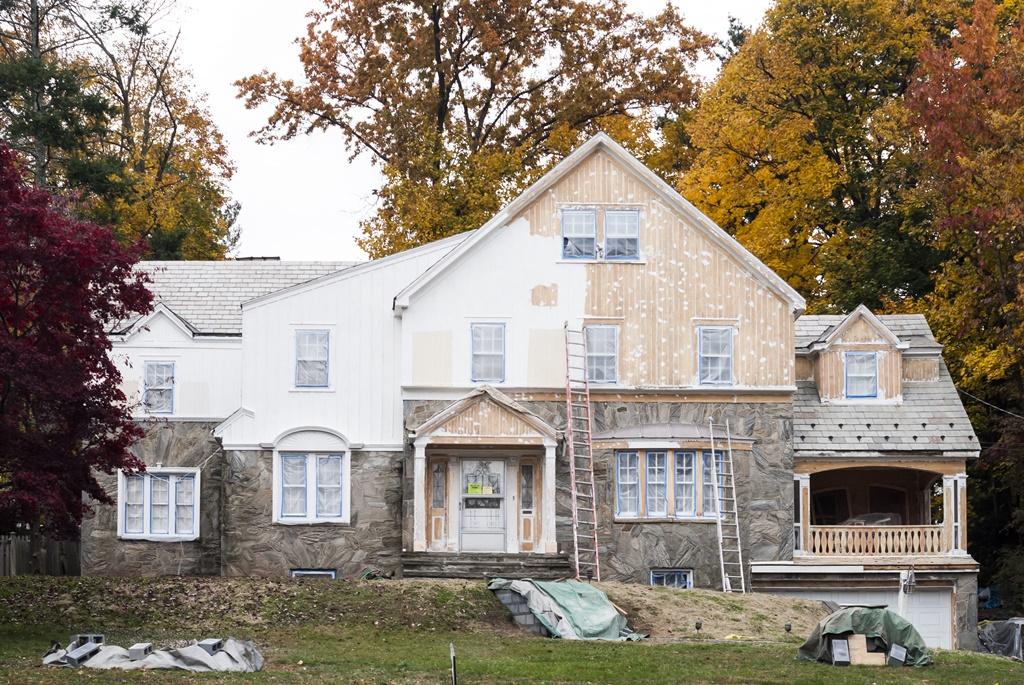 Follow these useful tips for painting your house